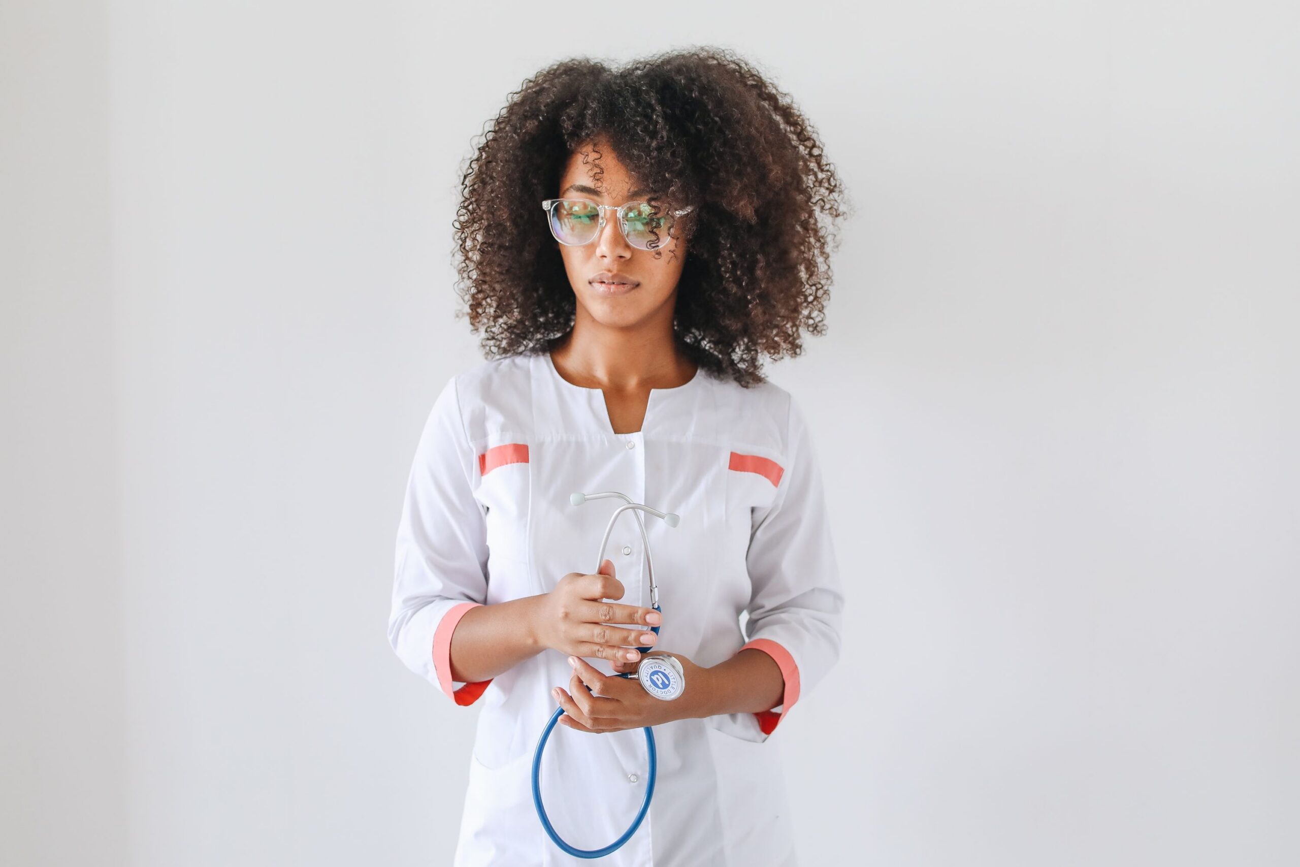 New State Programs Allowing Physicians to Practice Without Residency: What Pre-Meds and Medical Students Need to Know